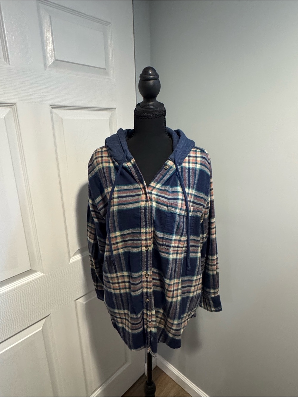 Navy Plaid Hooded Button-Up Shirt Jacket Size Medium